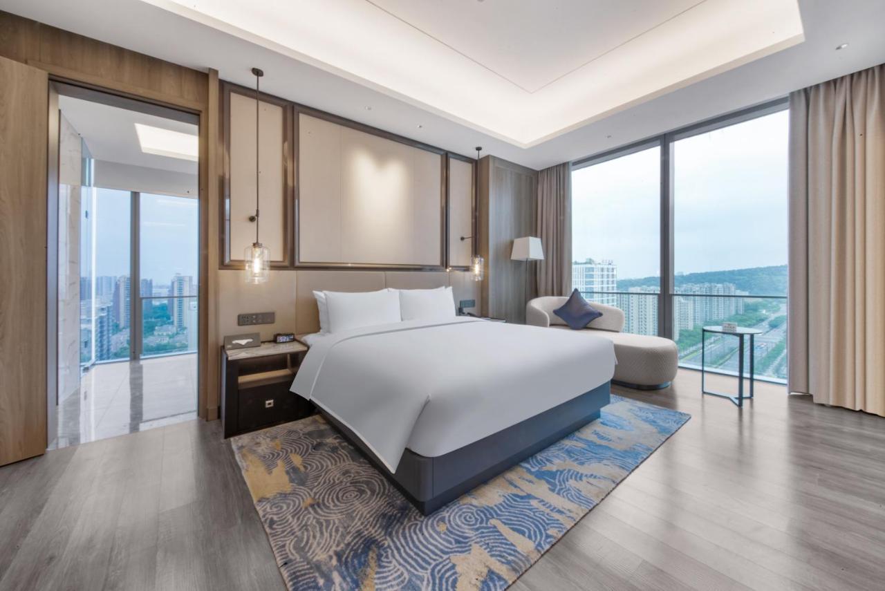 Crowne Plaza Hangzhou Linping By Ihg Exterior photo